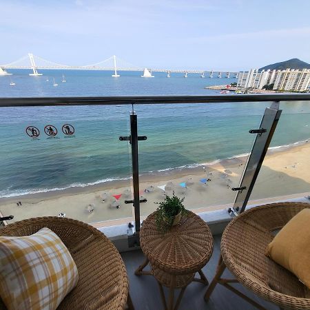 Gwangan-Ri Grand Terrace Ocean View Appartement Busan Buitenkant foto