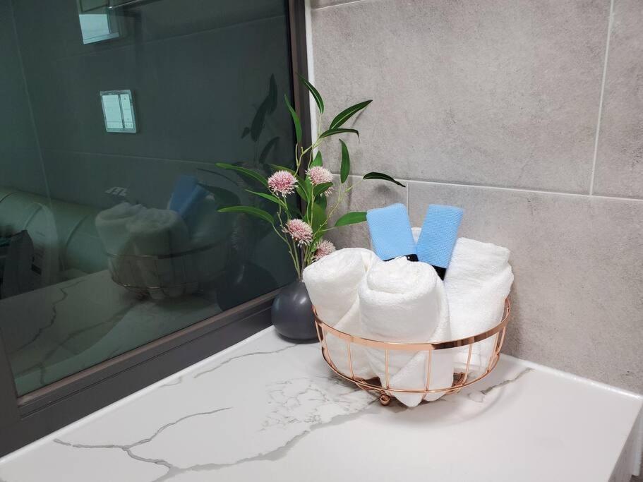 Gwangan-Ri Grand Terrace Ocean View Appartement Busan Buitenkant foto