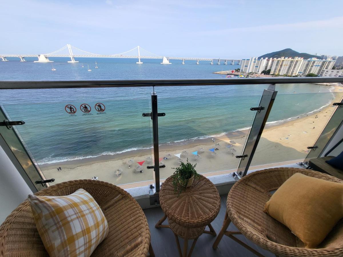 Gwangan-Ri Grand Terrace Ocean View Appartement Busan Buitenkant foto