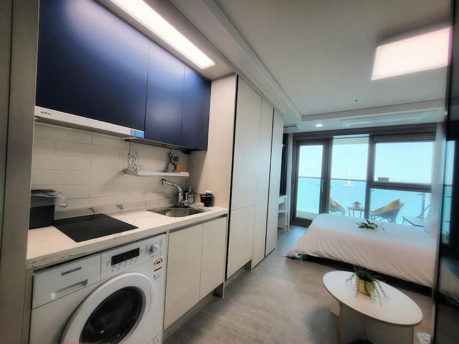 Gwangan-Ri Grand Terrace Ocean View Appartement Busan Buitenkant foto