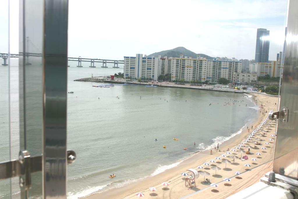 Gwangan-Ri Grand Terrace Ocean View Appartement Busan Buitenkant foto